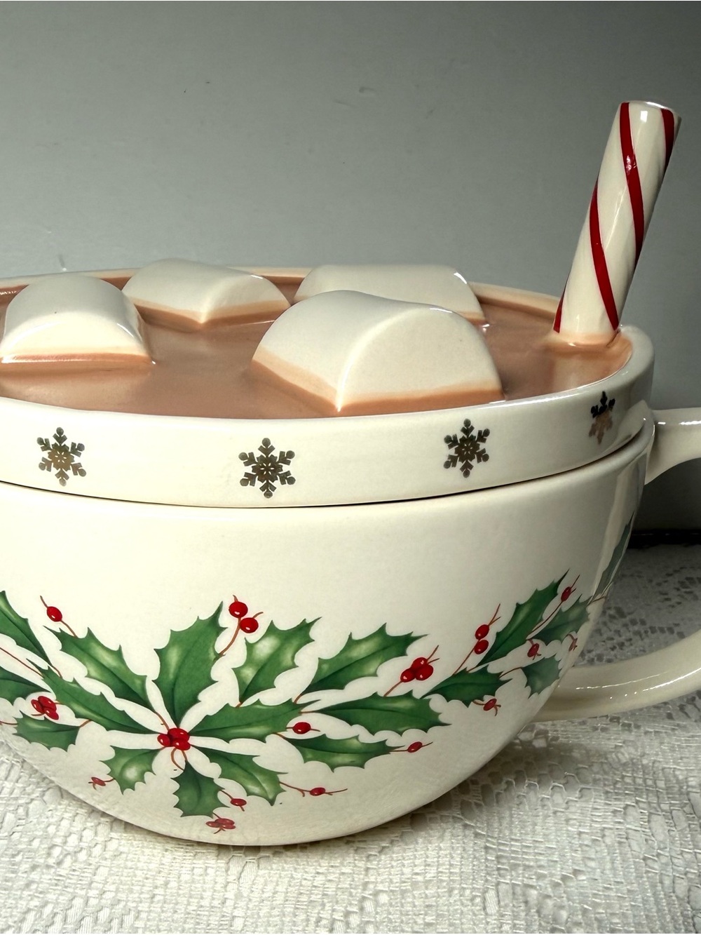 Lenox Holiday Holly Cocoa Ceramic Mug Covered Candy Dish